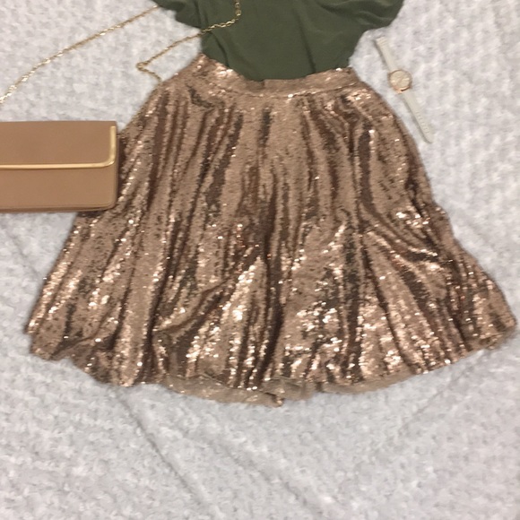 Rose Gold Sequin Skirt - Picture 2 of 6